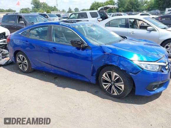 ✅ 2018 Honda Civic EX-L • VIN: 19XFC1F87JE003006 • Лот: 42970582. Опубликован ранее на IAAI с пробегом 126 969 миль. Бесплатный доступ к архиву аукционных продаж из США и подробный отчёт об истории автомобиля на DreamBid. Изображение 1.