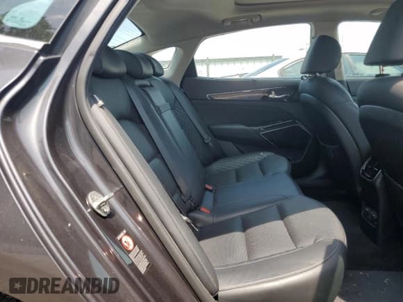 ✅ 2018 Kia Cadenza Technology • VIN: KNALC4J16J5097404 • Lot: 61438015. Listed on Copart with 81,570 mi. Free auction sales archive from the USA and detailed vehicle history report at DreamBid. Image 10.