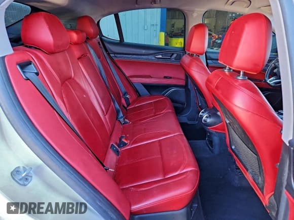 ✅ 2020 Alfa Romeo Stelvio • VIN: ZASPAJAN5L7C86121 • Лот: 92937675. Опубликован ранее на Copart с пробегом 89 143 миль. Бесплатный доступ к архиву аукционных продаж из США и подробный отчёт об истории автомобиля на DreamBid. Изображение 10.