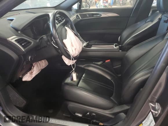 ✅ 2020 Lincoln MKZ Standard • VIN: 3LN6L5B98LR605510 • Lot: 74801844. Listed on Copart with 27,145 mi. Free auction sales archive from the USA and detailed vehicle history report at DreamBid. Image 7.