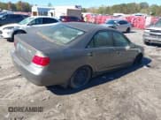 ✅ 2006 Toyota Camry LE • VIN: 4T1BE30K26U729403 • Lot: 43602708. Wystawiony na IAAI z przebiegiem Nie podano. Bezpłatny archiwum sprzedaży aukcyjnych z USA i szczegółowy raport historii pojazdu na DreamBid. Zdjęcie 4.