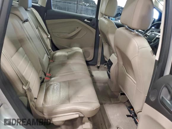 ✅ 2016 Ford C-Max SEL • VIN: 1FADP5CUXGL105149 • Lot: 95253005. Wystawiony na Copart z przebiegiem 136 938 mil. Bezpłatny archiwum sprzedaży aukcyjnych z USA i szczegółowy raport historii pojazdu na DreamBid. Zdjęcie 10.