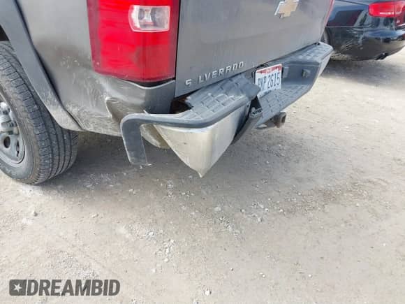 2008 Chevrolet Silverado 1500 Work Truck with VIN 1GCEC19X88Z192472, listed as a IAAI auction lot 41750884 with 191,650 mi miles and . Bid and sale history available at DreamBid. Image 6.