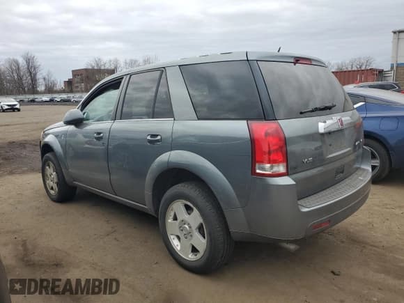 ✅ 2006 Saturn VUE • VIN: 5GZCZ63456S878989 • Lot: 47394055. Wystawiony na Copart z przebiegiem 133 384 mil. Bezpłatny archiwum sprzedaży aukcyjnych z USA i szczegółowy raport historii pojazdu na DreamBid. Zdjęcie 2.