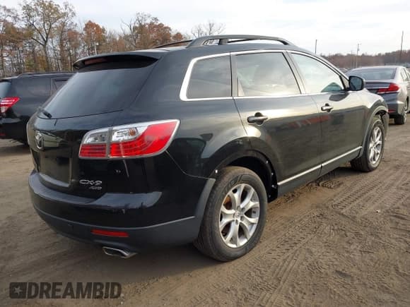 ✅ 2011 Mazda CX-9 Touring • VIN: JM3TB3CV7B0310852 • Lot: 43662408. Wystawiony na IAAI z przebiegiem 244 790 mil. Bezpłatny archiwum sprzedaży aukcyjnych z USA i szczegółowy raport historii pojazdu na DreamBid. Zdjęcie 4.