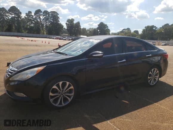 ✅ 2014 Hyundai Sonata Limited • VIN: 5NPEC4AB2EH877779 • Lot: 74117524. Listed on Copart with 156,483 mi. Free auction sales archive from the USA and detailed vehicle history report at DreamBid. Image 1.