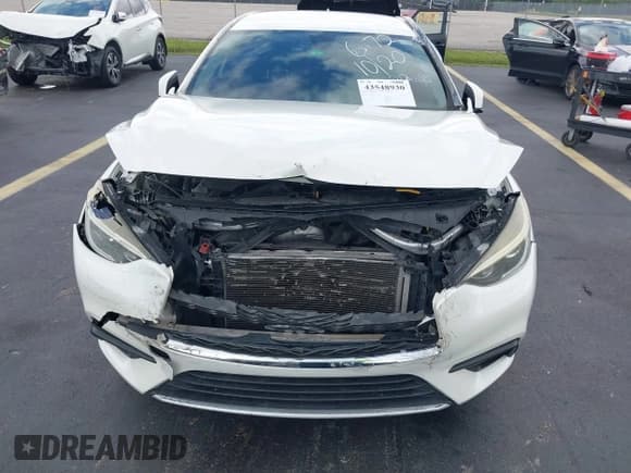 ✅ 2017 Infiniti QX30 Premium • VIN: SJKCH5CP0HA036172 • Lot: 43548930. Listed on IAAI with 87,661 mi. Free auction sales archive from the USA and detailed vehicle history report at DreamBid. Image 6.
