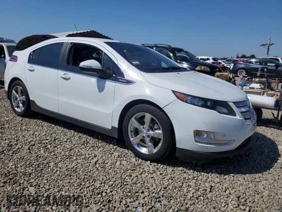 ✅ 2013 Chevrolet Volt • VIN: 1G1RH6E45DU118311 • Lot: 81888955. Wystawiony na Copart z przebiegiem 137 183 mil. Bezpłatny archiwum sprzedaży aukcyjnych z USA i szczegółowy raport historii pojazdu na DreamBid. Zdjęcie 4.