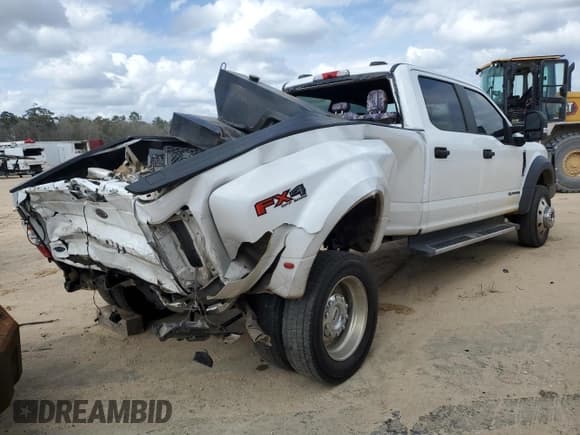 ✅ 2020 Ford F-450 XL • VIN: 1FT8W4DT8LEE36017 • Лот: 46339235. Опубликован ранее на Copart с пробегом 182 056 миль. Бесплатный доступ к архиву аукционных продаж из США и подробный отчёт об истории автомобиля на DreamBid. Изображение 3.