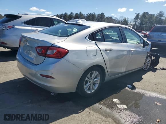 ✅ 2019 Chevrolet Cruze LT • VIN: 1G1BE5SM6K7132934 • Лот: 43981163. Опубликован ранее на Copart с пробегом 83 774 миль. Бесплатный доступ к архиву аукционных продаж из США и подробный отчёт об истории автомобиля на DreamBid. Изображение 3.