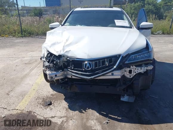 ✅ 2015 Acura TLX Technology • VIN: 19UUB1F57FA018908 • Lot: 43397566. Listed on IAAI with 123,015 mi. Free auction sales archive from the USA and detailed vehicle history report at DreamBid. Image 6.