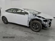 ✅ 2025 Toyota Prius LE • VIN: JTDACAAUXS3062249 • Lot: 91310765. Listed on Copart with 586 mi. Free auction sales archive from the USA and detailed vehicle history report at DreamBid. Image 4.