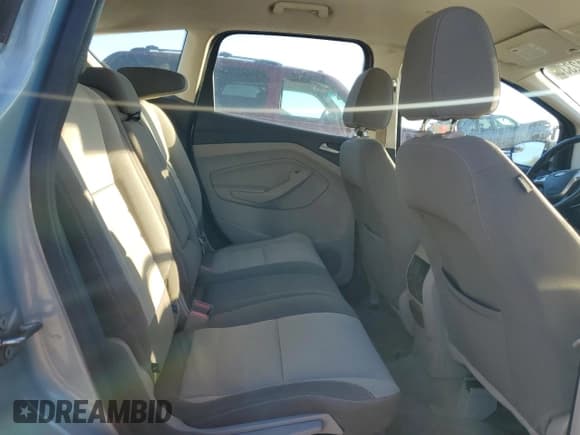 ✅ 2013 Ford C-Max SE • VIN: 1FADP5AU2DL514597 • Lot: 92712335. Wystawiony na Copart z przebiegiem 189 252 mil. Bezpłatny archiwum sprzedaży aukcyjnych z USA i szczegółowy raport historii pojazdu na DreamBid. Zdjęcie 10.