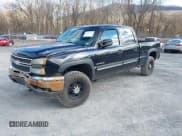 ✅ 2005 Chevrolet Silverado 2500HD LS • VIN: 1GCHK23U35F826160 • Lot: 41752747. Wystawiony na IAAI z przebiegiem 204 627 mil. Bezpłatny archiwum sprzedaży aukcyjnych z USA i szczegółowy raport historii pojazdu na DreamBid. Zdjęcie 18.