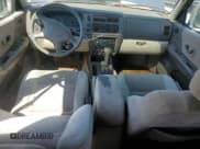 ✅ 2001 Mitsubishi Montero Sport XLS • VIN: JA4LS31HX1P009076 • Lot: 71957395. Wystawiony na Copart z przebiegiem 298 523 mil. Bezpłatny archiwum sprzedaży aukcyjnych z USA i szczegółowy raport historii pojazdu na DreamBid. Zdjęcie 8.