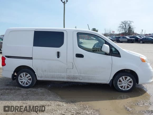 ✅ 2017 Nissan NV200 SV • VIN: 3N6CM0KN9HK701941 • Lot: 41862330. Listed on IAAI with 190,152 mi. Free auction sales archive from the USA and detailed vehicle history report at DreamBid. Image 13.