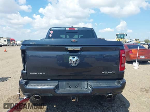 2019 Ram 1500 Limited z VIN 1C6SRFHT6KN921748, wystawiony jako IAAI lot #43169003 z przebiegiem 91 262 mil mil oraz . Historia ofert i sprzedaży dostępna na DreamBid. Obrazek 16.