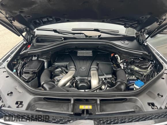 ✅ 2017 Mercedes-Benz GLS 550 • VIN: 4JGDF7DE8HA829365 • Лот: 43782238. Опубликован ранее на IAAI с пробегом 151 667 миль. Бесплатный доступ к архиву аукционных продаж из США и подробный отчёт об истории автомобиля на DreamBid. Изображение 10.