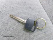 ✅ 2002 Chevrolet Prizm • VIN: 1Y1SK52802Z419527 • Lot: 42549797. Listed on IAAI with Not provided. Free auction sales archive from the USA and detailed vehicle history report at DreamBid. Image 11.