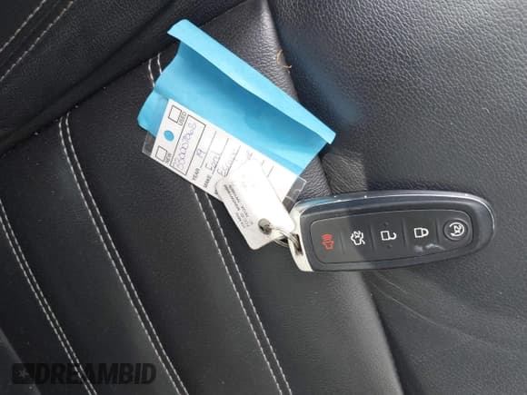 ✅ 2019 Ford Escape Titanium • VIN: 1FMCU9J99KUA43102 • Lot: 42146907. Wystawiony na IAAI z przebiegiem 91 724 mil. Bezpłatny archiwum sprzedaży aukcyjnych z USA i szczegółowy raport historii pojazdu na DreamBid. Zdjęcie 11.