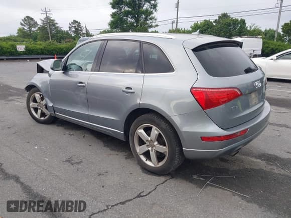 ✅ 2010 Audi Q5 Premium Plus • VIN: WA1LKAFP3AA005541 • Lot: 42382512. Listed on IAAI with 148,331 mi. Free auction sales archive from the USA and detailed vehicle history report at DreamBid. Image 3.