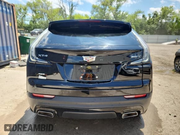 ✅ 2020 Cadillac XT4 AWD Sport • VIN: 1GYFZFR48LF017813 • Lot: 61940945. Wystawiony na Copart z przebiegiem 34 846 mil. Bezpłatny archiwum sprzedaży aukcyjnych z USA i szczegółowy raport historii pojazdu na DreamBid. Zdjęcie 6.