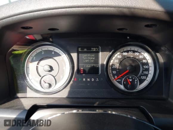 ✅ 2017 Ram 1500 SLT • VIN: 1C6RR7GG2HS583512 • Lot: 42492196. Listed on IAAI with 118,417 mi. Free auction sales archive from the USA and detailed vehicle history report at DreamBid. Image 7.