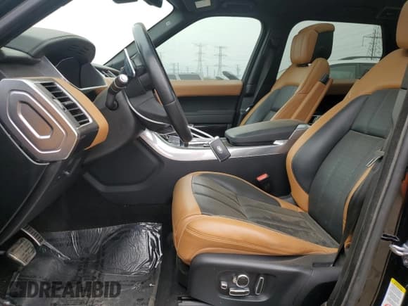 ✅ 2020 Land Rover Range Rover Sport Autobiography • VIN: SALWV2SE4LA731098 • Lot: 53338135. Wystawiony na Copart z przebiegiem 73 605 mil. Bezpłatny archiwum sprzedaży aukcyjnych z USA i szczegółowy raport historii pojazdu na DreamBid. Zdjęcie 7.