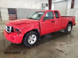 ✅ 2008 Dodge Dakota SLT • VIN: 1D7HW42K78S530057 • Лот: 51423175. Опубликован ранее на Copart с пробегом 90 767 миль. Бесплатный доступ к архиву аукционных продаж из США и подробный отчёт об истории автомобиля на DreamBid. Изображение 1.