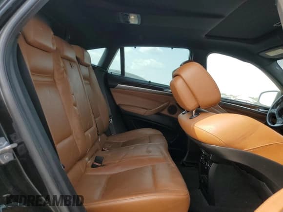 ✅ 2014 BMW X6 xDrive50i • VIN: 5UXFG8C5XEL592717 • Lot: 68842474. Wystawiony na Copart z przebiegiem 89 402 mil. Bezpłatny archiwum sprzedaży aukcyjnych z USA i szczegółowy raport historii pojazdu na DreamBid. Zdjęcie 11.