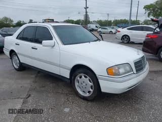✅ 1996 Mercedes-Benz C • VIN: WDBHA22E6TF333257 • Лот: 41766506. Опубликован ранее на IAAI с пробегом Не указан. Бесплатный доступ к архиву аукционных продаж из США и подробный отчёт об истории автомобиля на DreamBid. Изображение 1.