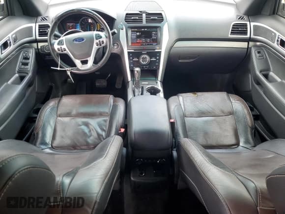 ✅ 2014 Ford Explorer Sport • VIN: 1FM5K8GTXEGC33067 • Lot: 90414965. Wystawiony na Copart z przebiegiem 180 954 mil. Bezpłatny archiwum sprzedaży aukcyjnych z USA i szczegółowy raport historii pojazdu na DreamBid. Zdjęcie 8.