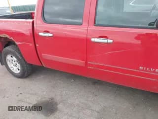 ✅ 2008 Chevrolet Silverado 1500 LTZ • VIN: 2GCEK13MX81114673 • Lot: 43579678. Wystawiony na IAAI z przebiegiem 167 839 mil. Bezpłatny archiwum sprzedaży aukcyjnych z USA i szczegółowy raport historii pojazdu na DreamBid. Zdjęcie 6.