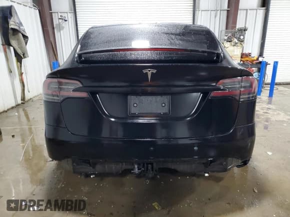 ✅ 2022 Tesla Model X • VIN: 7SAXCDE56NF335759 • Lot: 90993355. Wystawiony na Copart z przebiegiem Nie podano. Bezpłatny archiwum sprzedaży aukcyjnych z USA i szczegółowy raport historii pojazdu na DreamBid. Zdjęcie 6.