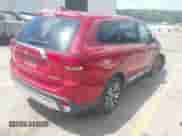 2019 Mitsubishi Outlander ES z VIN JA4AD2A36KZ018251, wystawiony jako IAAI lot #42992000 z przebiegiem 232 238 mil mil oraz . Historia ofert i sprzedaży dostępna na DreamBid. Obrazek 4.