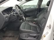 ✅ 2020 Volkswagen Golf TSI • VIN: 3VWG57AU1LM015714 • Lot: 69180015. Wystawiony na Copart z przebiegiem 78 573 mil. Bezpłatny archiwum sprzedaży aukcyjnych z USA i szczegółowy raport historii pojazdu na DreamBid. Zdjęcie 7.