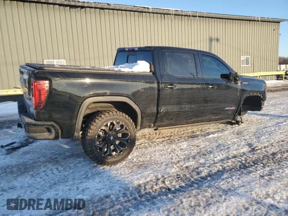 ✅ 2024 GMC Sierra 1500 AT4X • VIN: 3GTUUFEL6RG274033 • Лот: 45869415. Опубликован ранее на Copart с пробегом Не указан. Бесплатный доступ к архиву аукционных продаж из США и подробный отчёт об истории автомобиля на DreamBid. Изображение 3.
