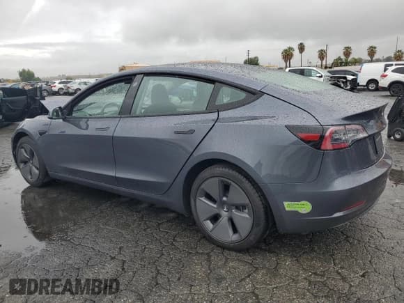 ✅ 2023 Tesla Model 3 • VIN: 5YJ3E1EA3PF502163 • Lot: 55784145. Wystawiony na Copart z przebiegiem 32 257 mil. Bezpłatny archiwum sprzedaży aukcyjnych z USA i szczegółowy raport historii pojazdu na DreamBid. Zdjęcie 2.