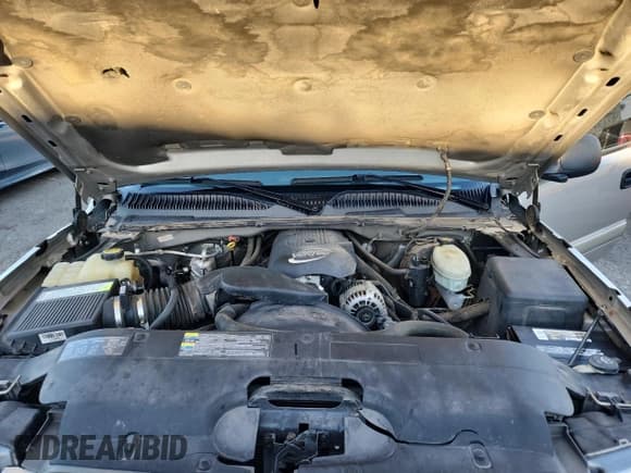 ✅ 2004 Chevrolet Silverado 1500 LS • VIN: 2GCEC19TX41125601 • Lot: 81934505. Listed on Copart with 115,745 mi. Free auction sales archive from the USA and detailed vehicle history report at DreamBid. Image 11.