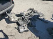 ✅ 2019 Chevrolet Tahoe LS • VIN: 1GNSCAKC6KR230757 • Lot: 72027705. Wystawiony na Copart z przebiegiem 82 004 mil. Bezpłatny archiwum sprzedaży aukcyjnych z USA i szczegółowy raport historii pojazdu na DreamBid. Zdjęcie 13.