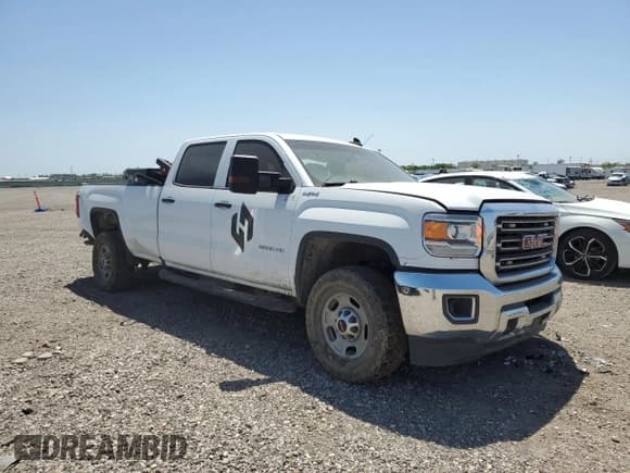 ✅ 2019 GMC Sierra 2500HD • VIN: 1GT12NEG5KF275624 • Лот: 52317325. Опубликован ранее на Copart с пробегом 177 910 миль. Бесплатный доступ к архиву аукционных продаж из США и подробный отчёт об истории автомобиля на DreamBid. Изображение 4.