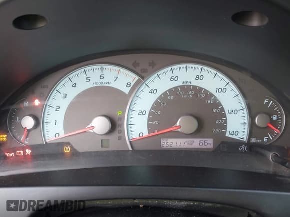 ✅ 2011 Toyota Camry SE • VIN: 4T1BF3EK5BU670752 • Lot: 43252520. Listed on IAAI with 252,111 mi. Free auction sales archive from the USA and detailed vehicle history report at DreamBid. Image 7.