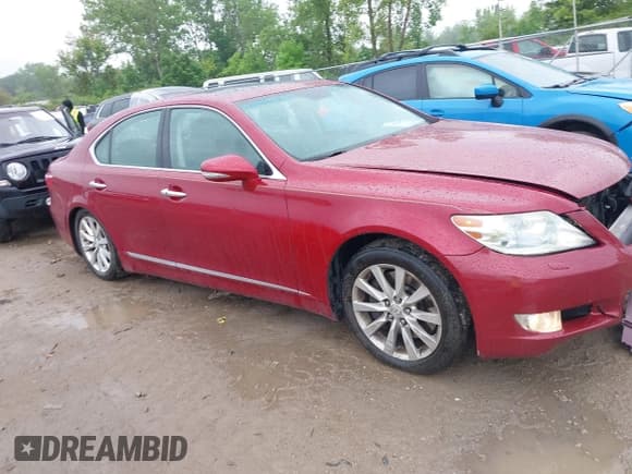 ✅ 2010 Lexus LS 460 • VIN: JTHCL5EF5A5005096 • Лот: 42426408. Опубликован ранее на IAAI с пробегом 188 002 миль. Бесплатный доступ к архиву аукционных продаж из США и подробный отчёт об истории автомобиля на DreamBid. Изображение 13.