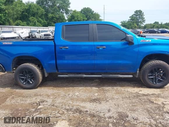 2022 Chevrolet Silverado 1500 Custom Trail Boss with VIN 3GCPDCED8NG662329, listed as a IAAI auction lot 42463966 with 72,370 mi miles and . Bid and sale history available at DreamBid. Image 14.