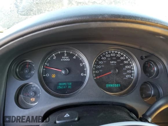 ✅ 2007 Chevrolet Suburban LTZ • VIN: 3GNFK16Y37G183267 • Lot: 79305854. Wystawiony na Copart z przebiegiem 256 147 mil. Bezpłatny archiwum sprzedaży aukcyjnych z USA i szczegółowy raport historii pojazdu na DreamBid. Zdjęcie 9.