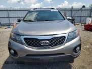 ✅ 2013 Kia Sorento LX • VIN: 5XYKT3A64DG384613 • Lot: 62426725. Listed on Copart with 189,954 mi. Free auction sales archive from the USA and detailed vehicle history report at DreamBid. Image 5.