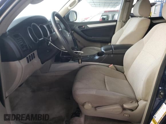 ✅ 2006 Toyota 4Runner SR5 • VIN: JTEBU14R968061493 • Lot: 91975805. Listed on Copart with 207,166 mi. Free auction sales archive from the USA and detailed vehicle history report at DreamBid. Image 7.