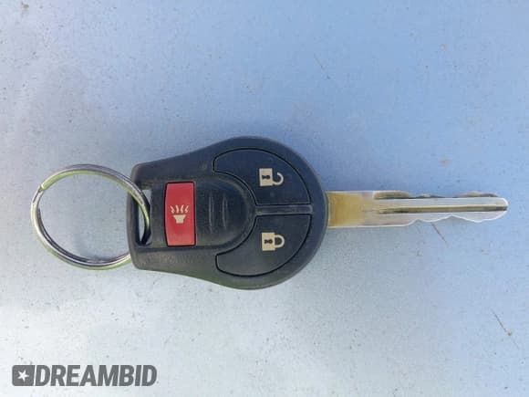 ✅ 2016 Nissan Note SV • VIN: 3N1CE2CP4GL382276 • Lot: 43657569. Wystawiony na IAAI z przebiegiem 96 109 mil. Bezpłatny archiwum sprzedaży aukcyjnych z USA i szczegółowy raport historii pojazdu na DreamBid. Zdjęcie 11.