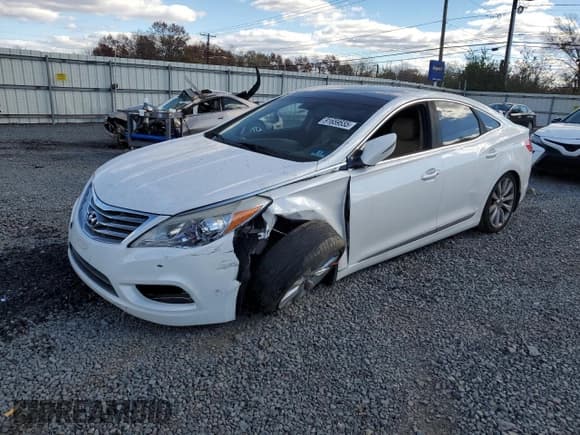 ✅ 2014 Hyundai Azera Limited • VIN: KMHFH4JG6EA421367 • Lot: 91659555. Wystawiony na Copart z przebiegiem Nie podano. Bezpłatny archiwum sprzedaży aukcyjnych z USA i szczegółowy raport historii pojazdu na DreamBid. Zdjęcie 1.