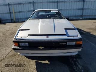 ✅ 1986 Toyota Supra • VIN: JT2MA67L9G0175108 • Lot: 80793984. Wystawiony na Copart z przebiegiem 158 959 mil. Bezpłatny archiwum sprzedaży aukcyjnych z USA i szczegółowy raport historii pojazdu na DreamBid. Zdjęcie 5.